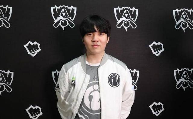 他们通过更 他们通过更