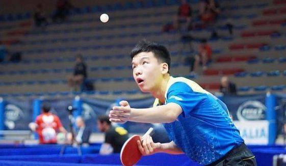 足树立了积 足树立了积